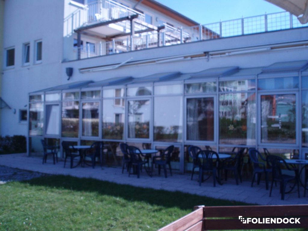 Folierter Gastronomie-Wintergarten – FolienDock (vormals Solar Stop)